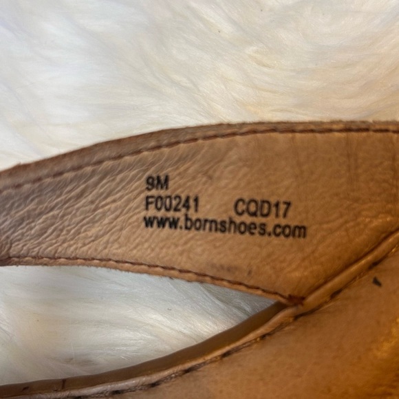 Born Sandals - Picture 3 of 4